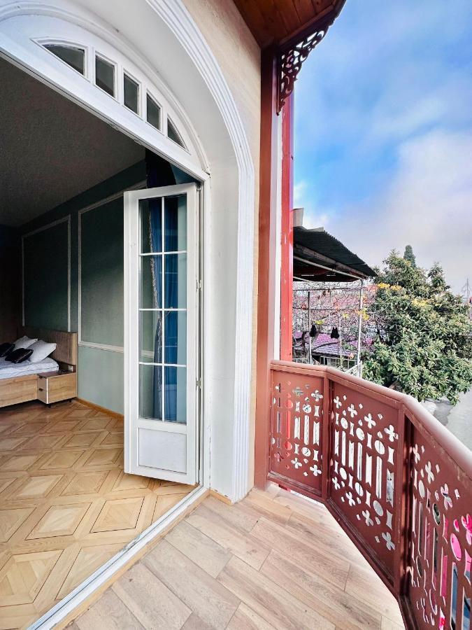 Hotel Embassy Τυφλίδα Εξωτερικό φωτογραφία