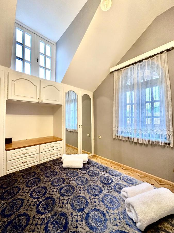Hotel Embassy Τυφλίδα Εξωτερικό φωτογραφία