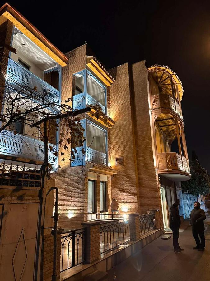 Hotel Embassy Τυφλίδα Εξωτερικό φωτογραφία