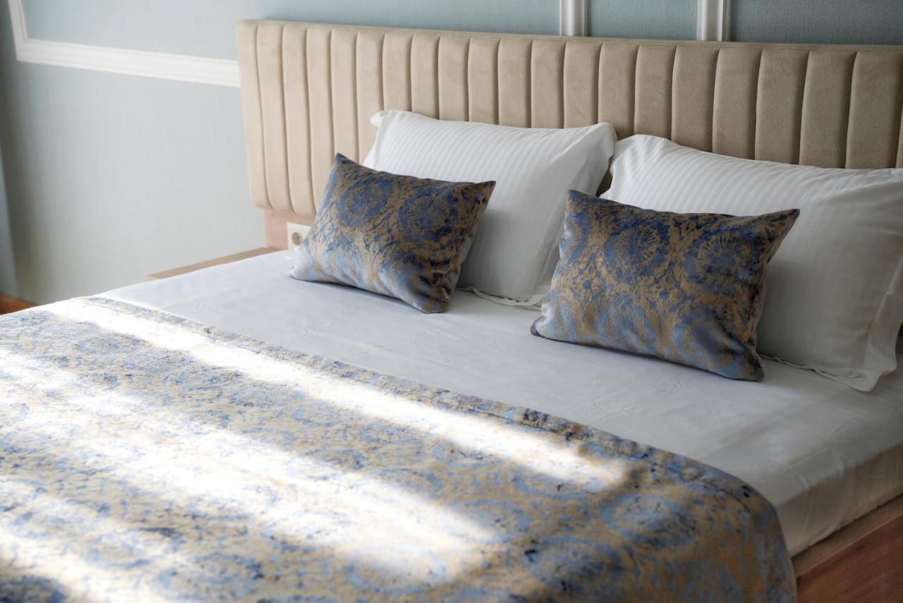 Hotel Embassy Τυφλίδα Εξωτερικό φωτογραφία