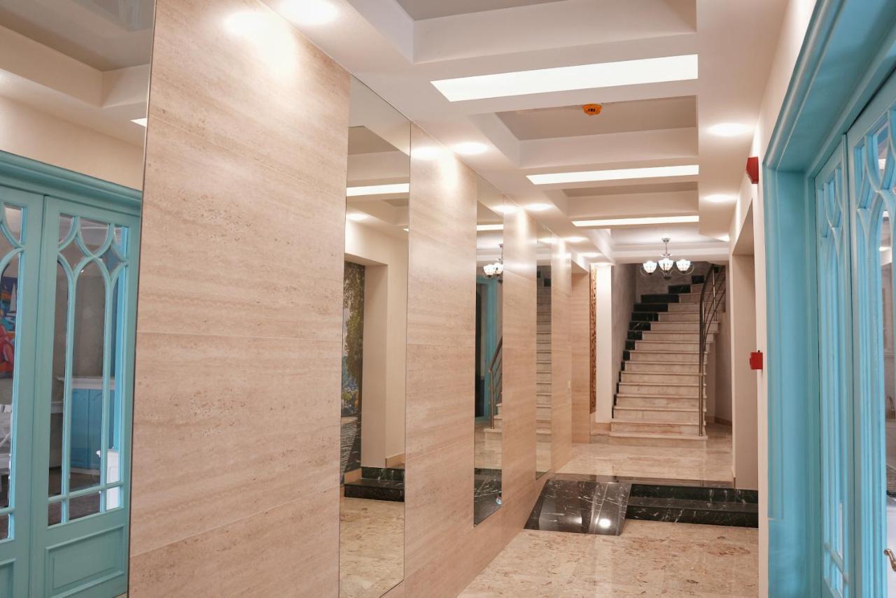 Hotel Embassy Τυφλίδα Εξωτερικό φωτογραφία