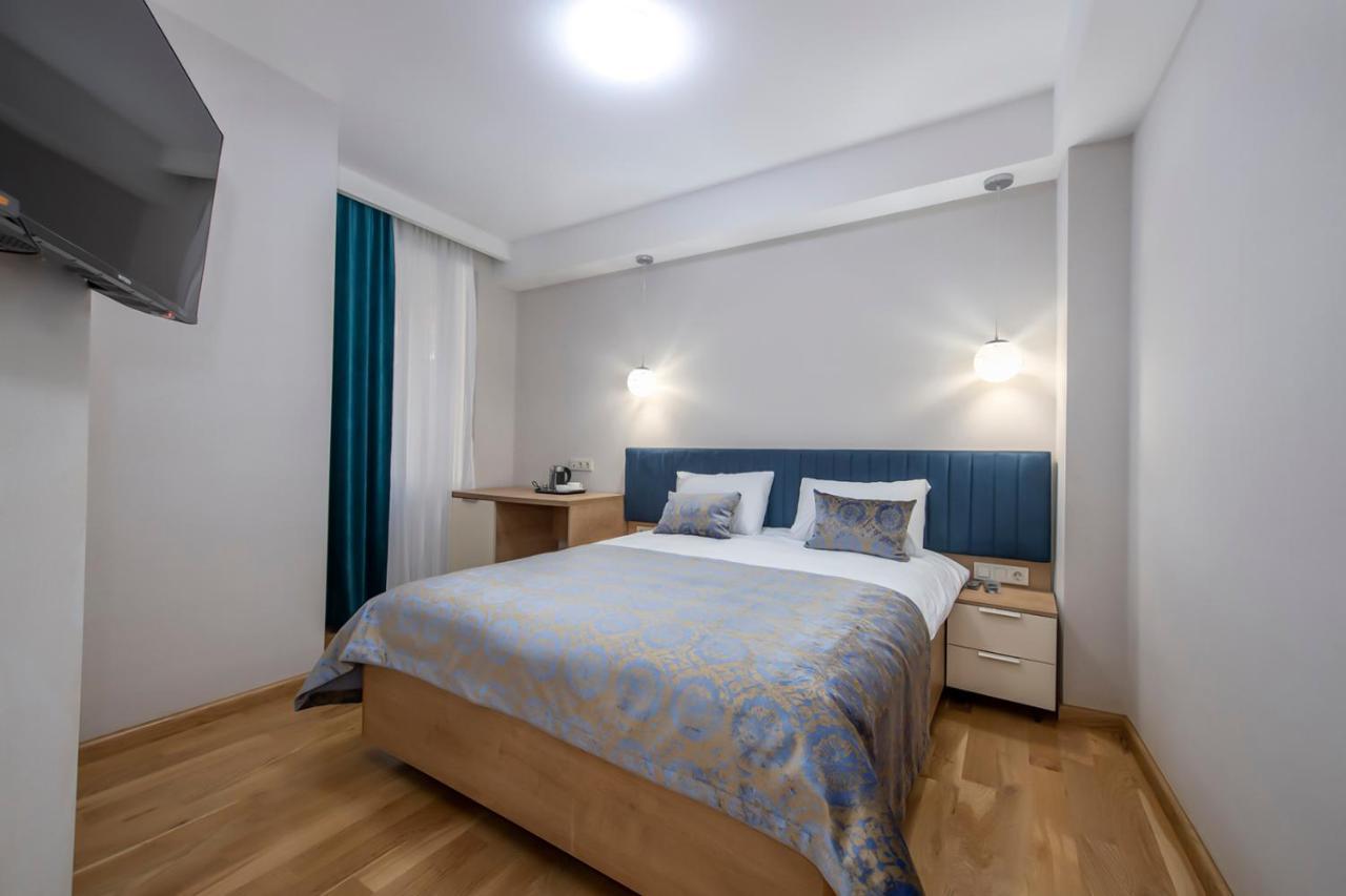 Hotel Embassy Τυφλίδα Εξωτερικό φωτογραφία